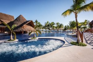 5 Reasons Why Barceló Maya Caribe in the Mayan Riviera Should Be Your ...