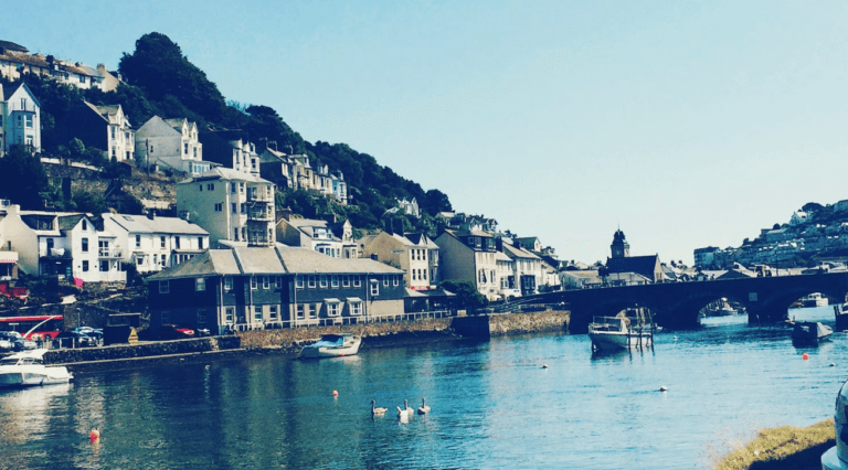 places to eat in looe cornwall