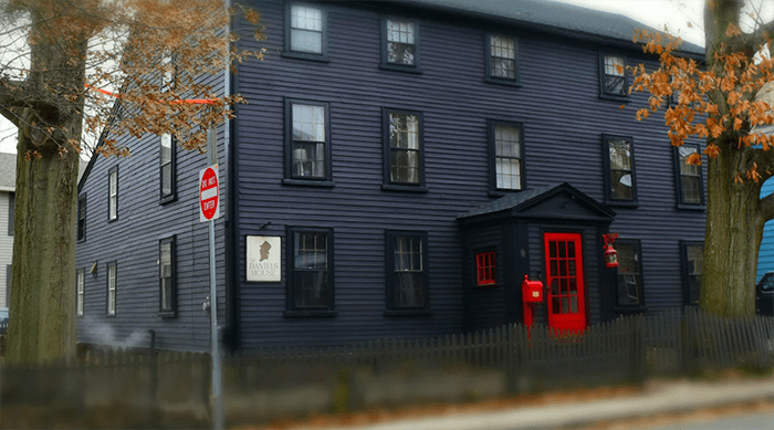 haunted houses in salem
