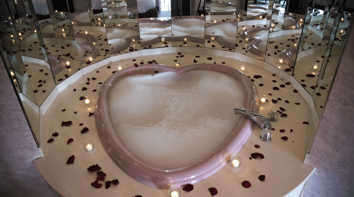 romantic getaways with jacuzzi and fireplace in pa