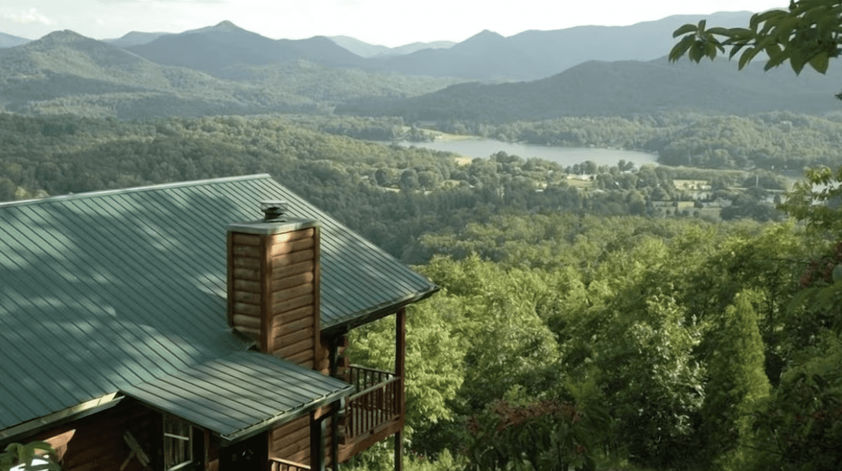 lakes in georgia with cabins