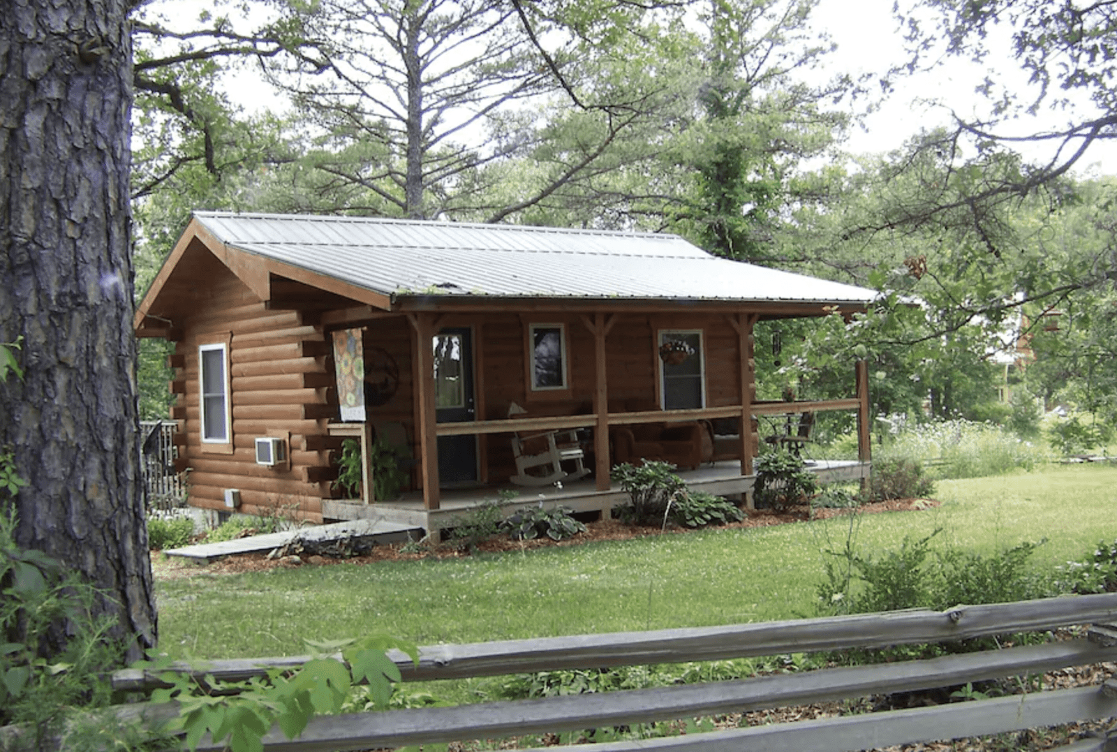 Jack's Little Log Cabin