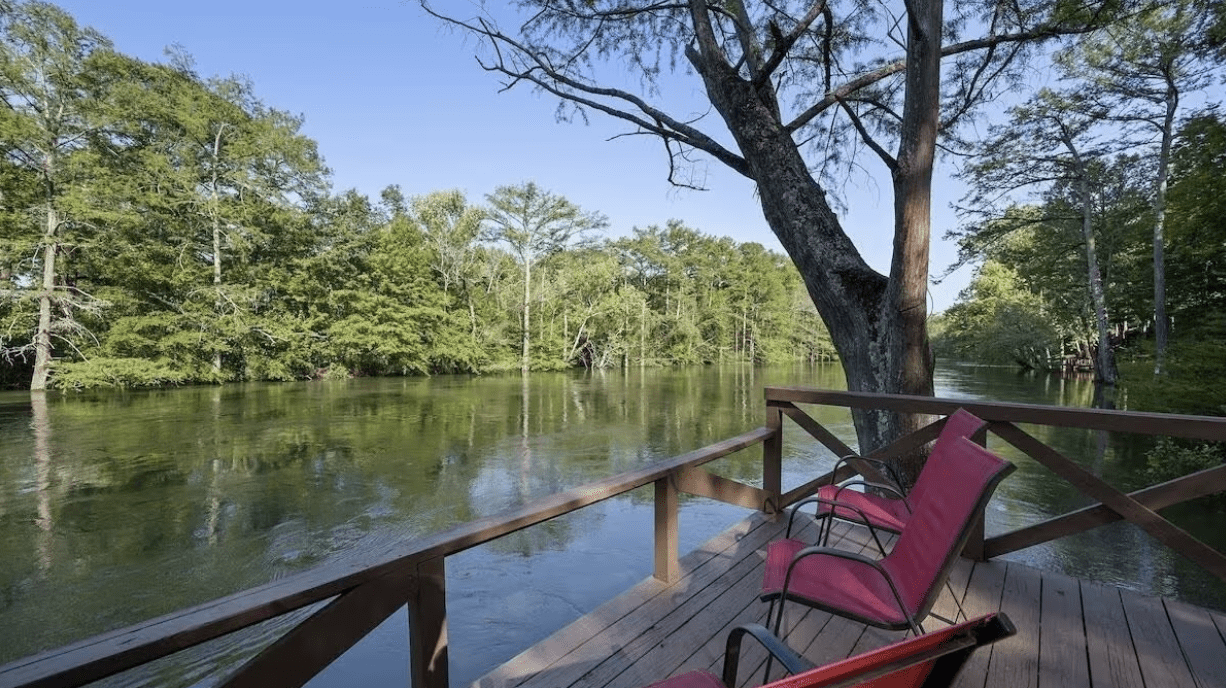 lakes in oklahoma with cabins