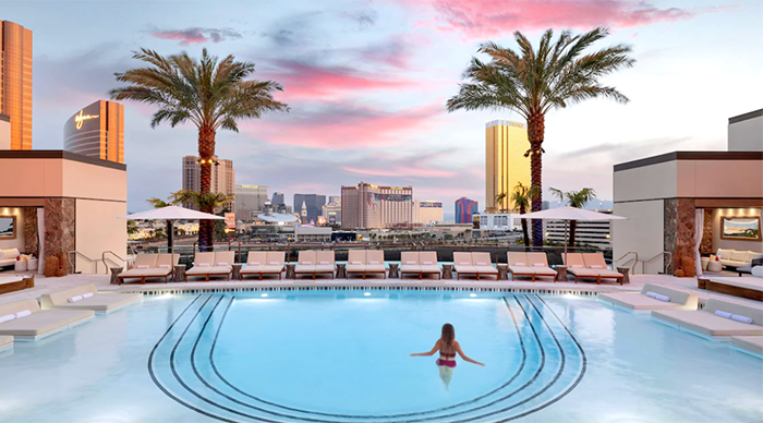Las Vegas Pools That Are Open Year-Round