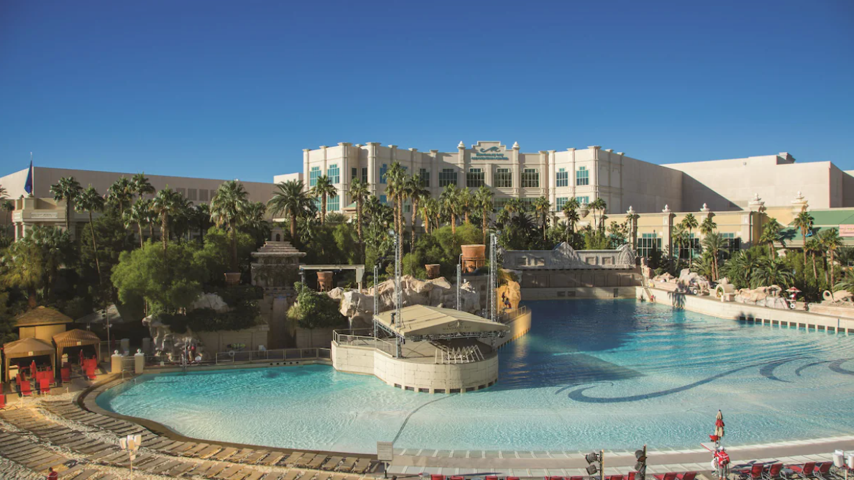 Mandalay Bay - las vegas hotels with heated pools in winter