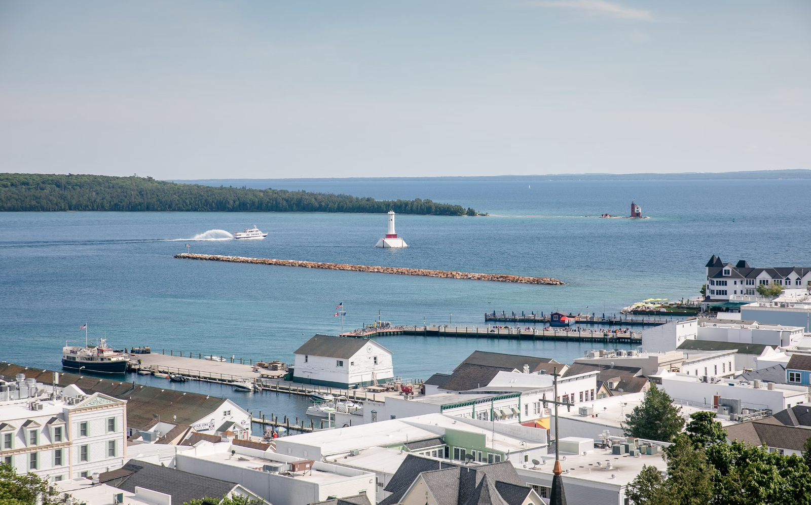  best places to stay on mackinac island